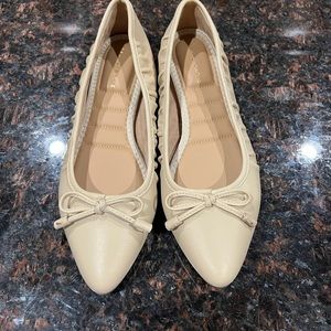 Kelly & Katie Women’s Flats size 7M